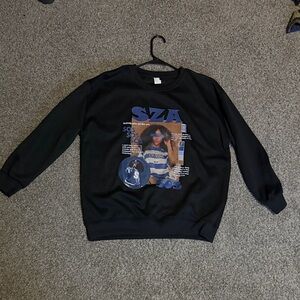 Black Graphic Men's Sweater